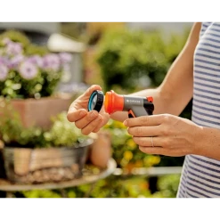 Lance Et Pistolet D'arrosage Pistolet D'arrosage Spécial Balcons Et Terrasses - Gardena - Jet Doux Et Réglable 18405-20